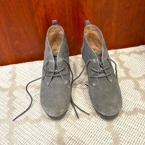 Tommy Bahama wedges size 9 women’s